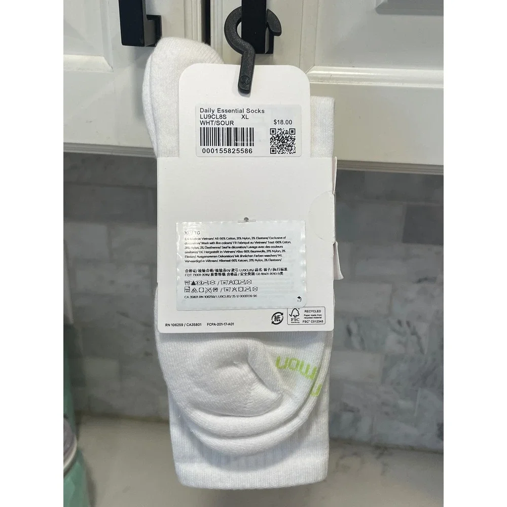 Lululemon Daily Essential Crew Socks XL Unisex White‎ Sour Meet You Court